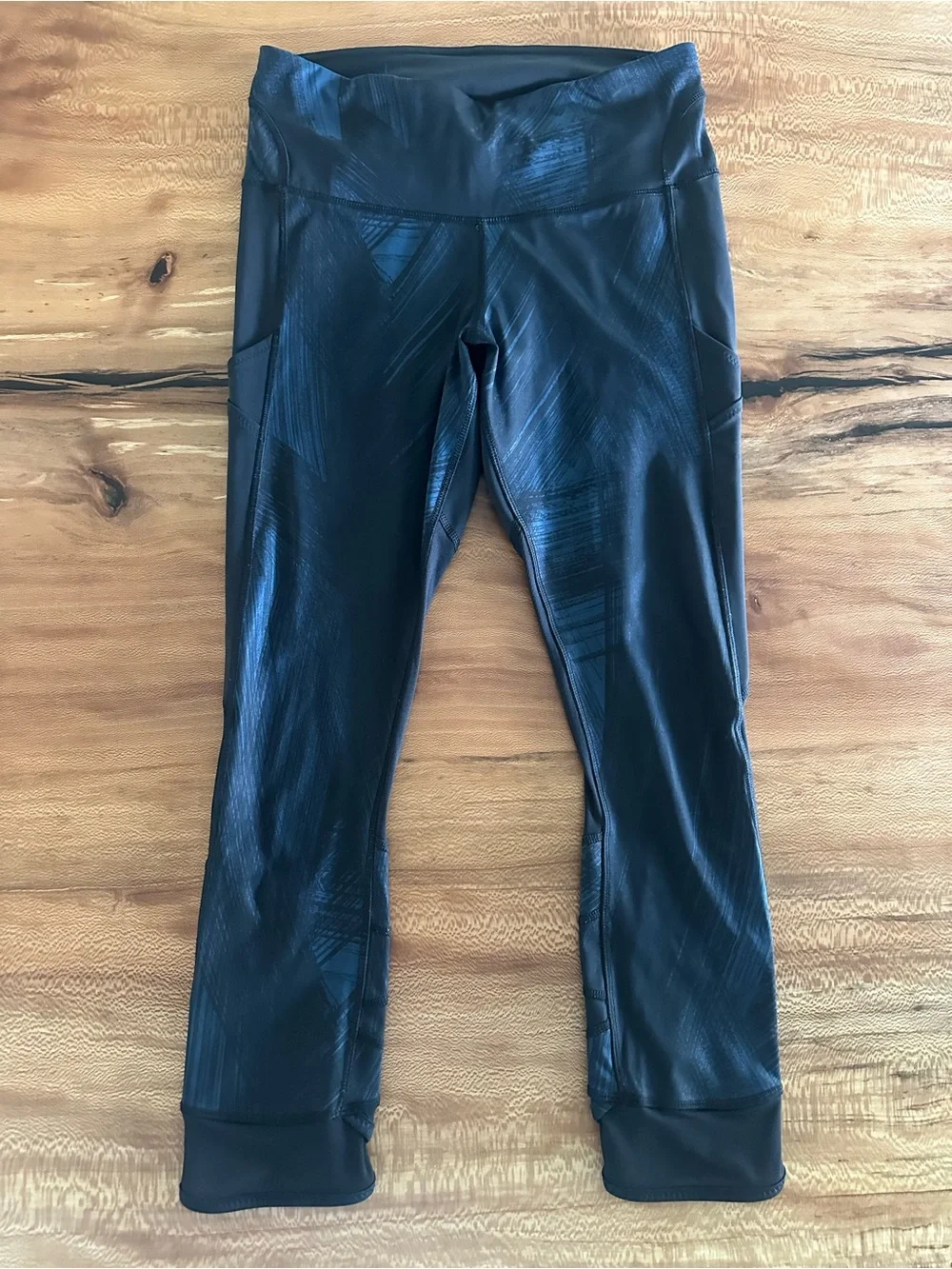 Lululemon High Rise Black Blue Abstract Print Leggings Side Pockets | Size: 6